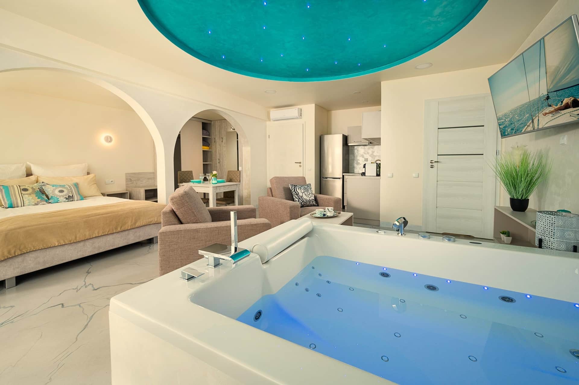 Apartament Lazurowy z jacuzzi