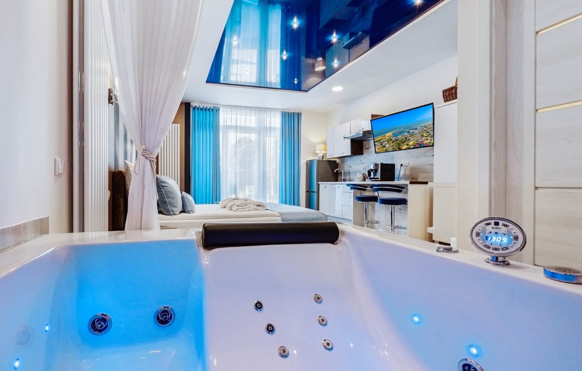Jacuzzi w Apartamencie Morskim