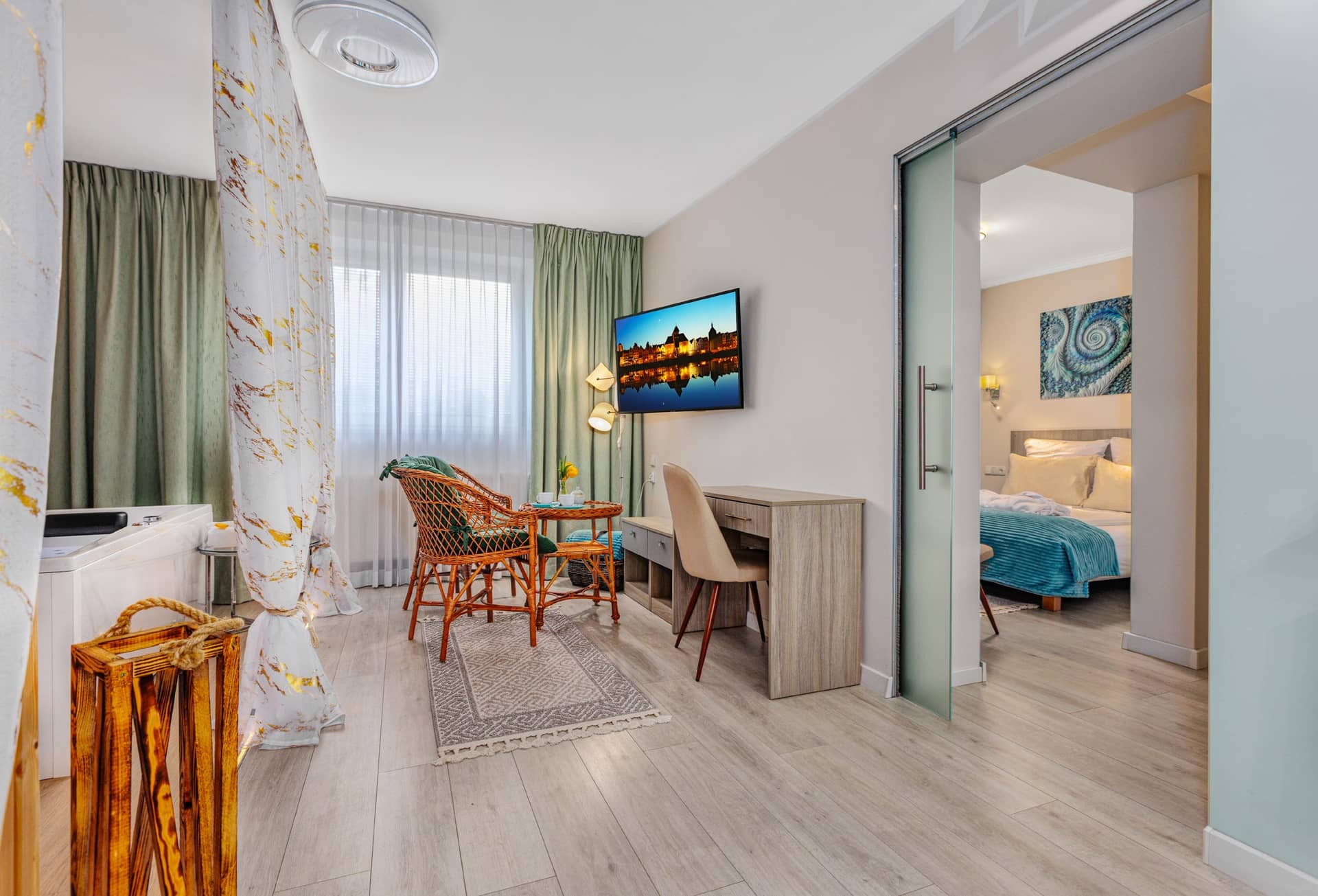 Apartament Turkusowy z jacuzzi i sauną, Elegante Władysławowo